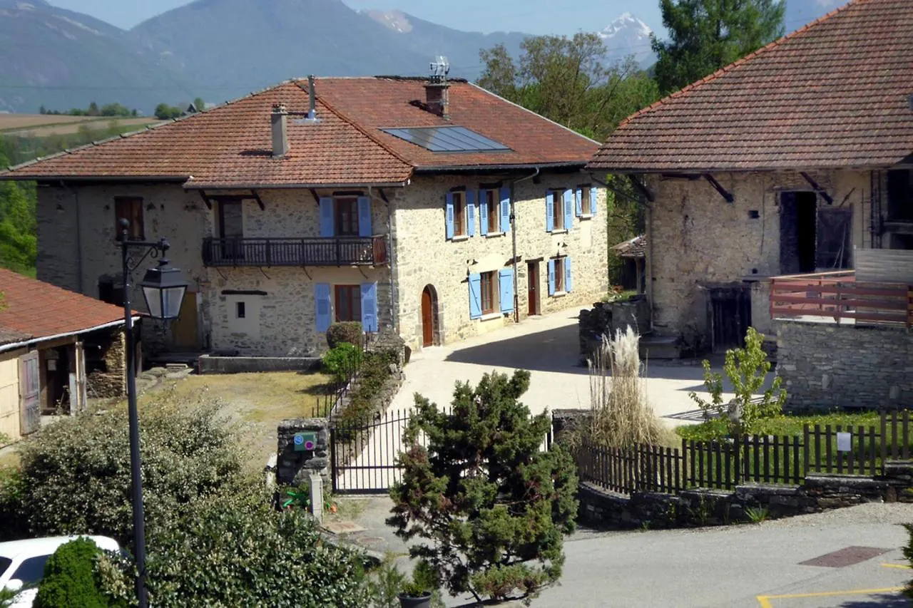Adal-Berht Lägenhet Saint-Maximin  0*, Saint-Maximin (Isere) Frankrike